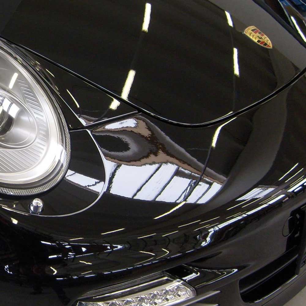 Autoaufbereitung und Autopflege